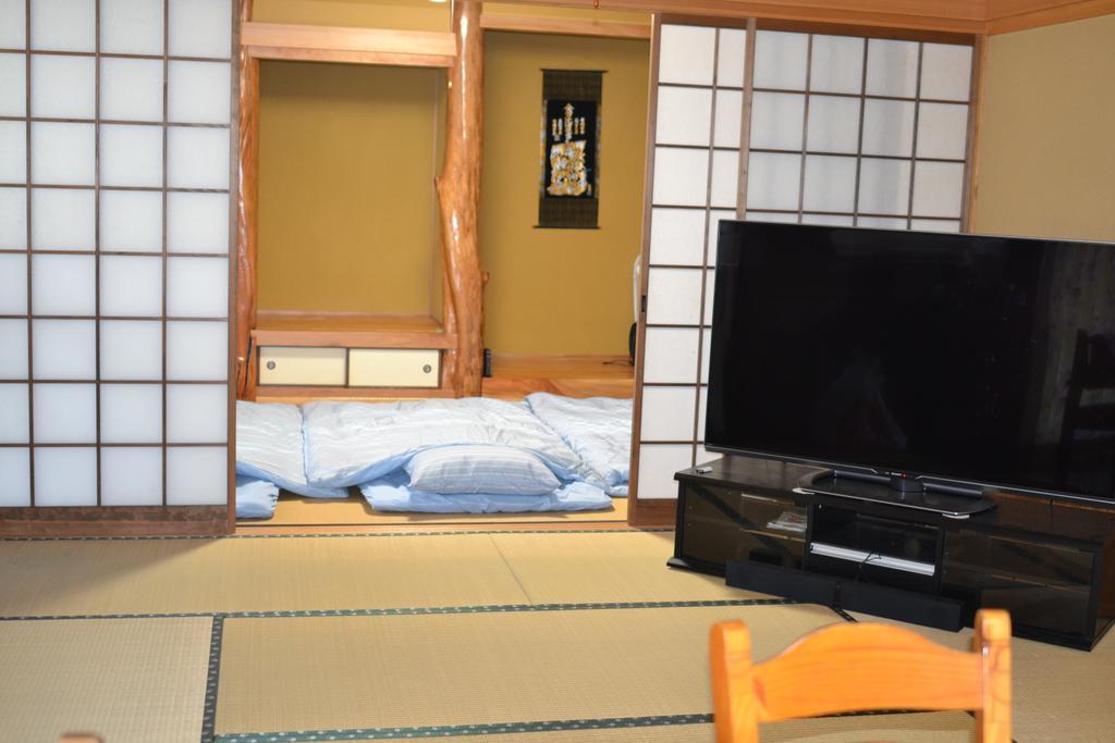 Guest House Makotoge Асо Екстериор снимка